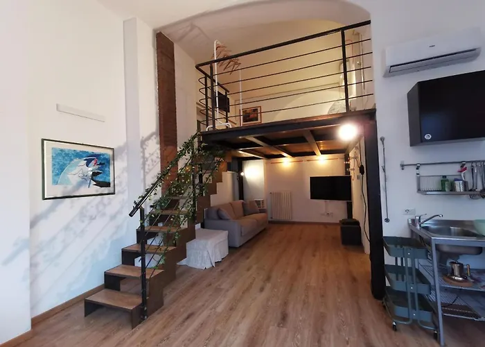 Likehome Milano - Via Scaldasole Loft